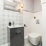 Apartament Apartly - &b