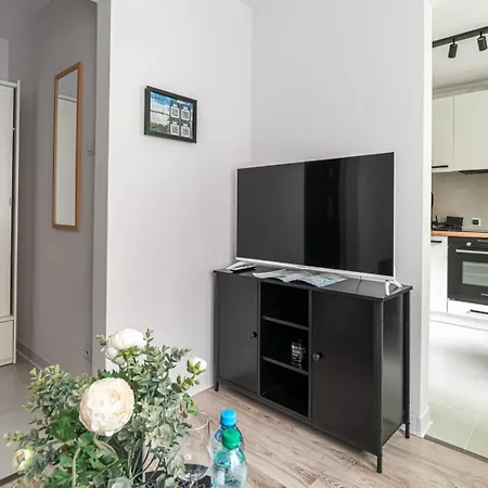 Apartly - &b Apartament
